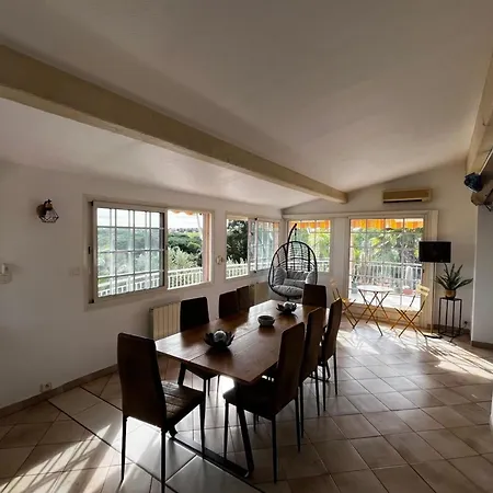 بيت للعطل House With Pool And Stunning Views In