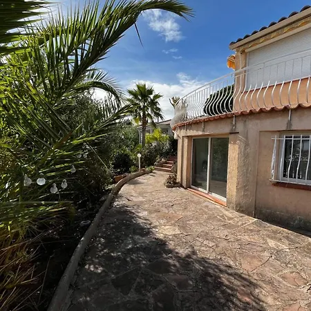 House With Pool And Stunning Views In بيت للعطل